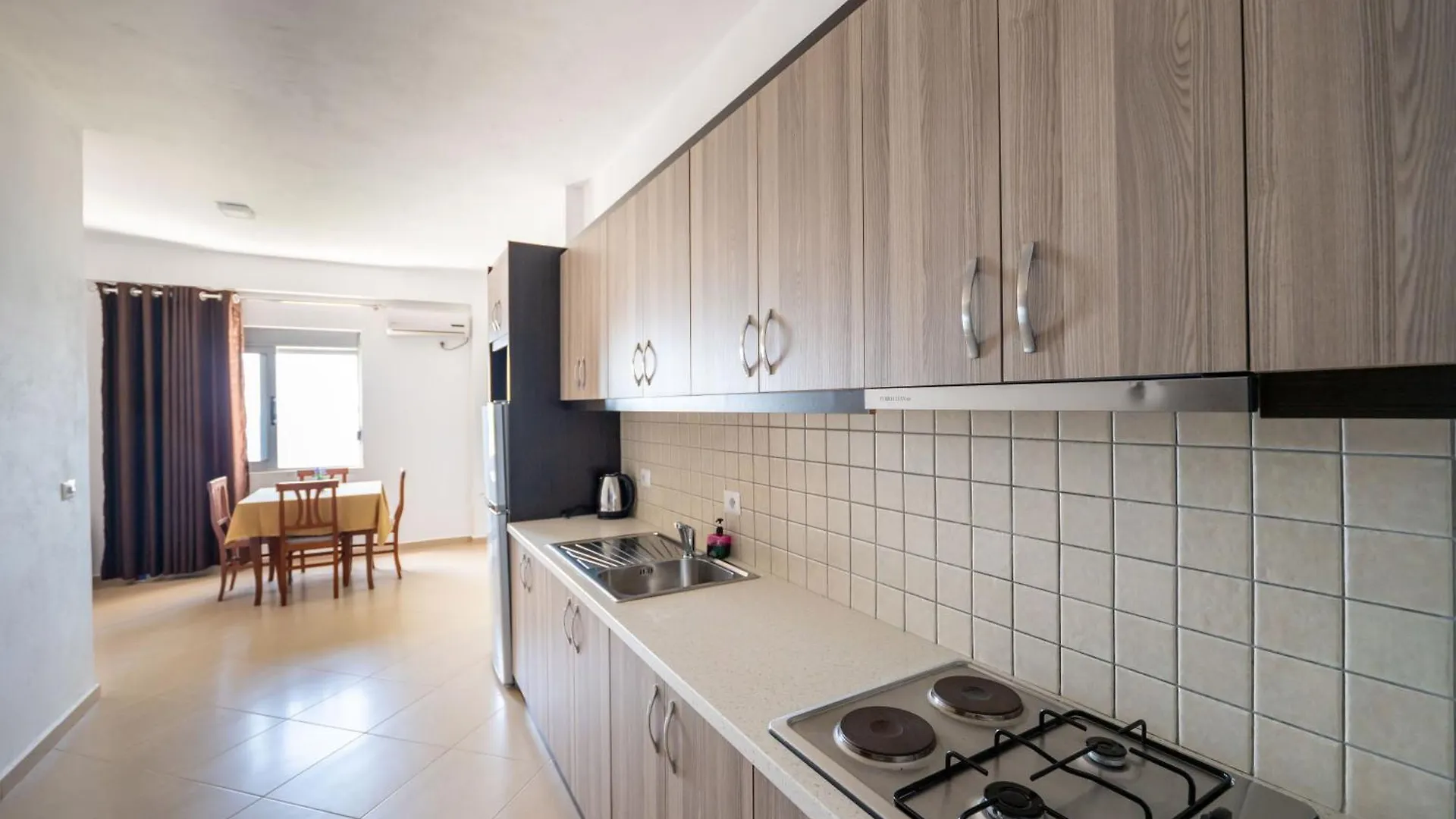 Soleluna Aparthotel Saranda 3*,  Albanie